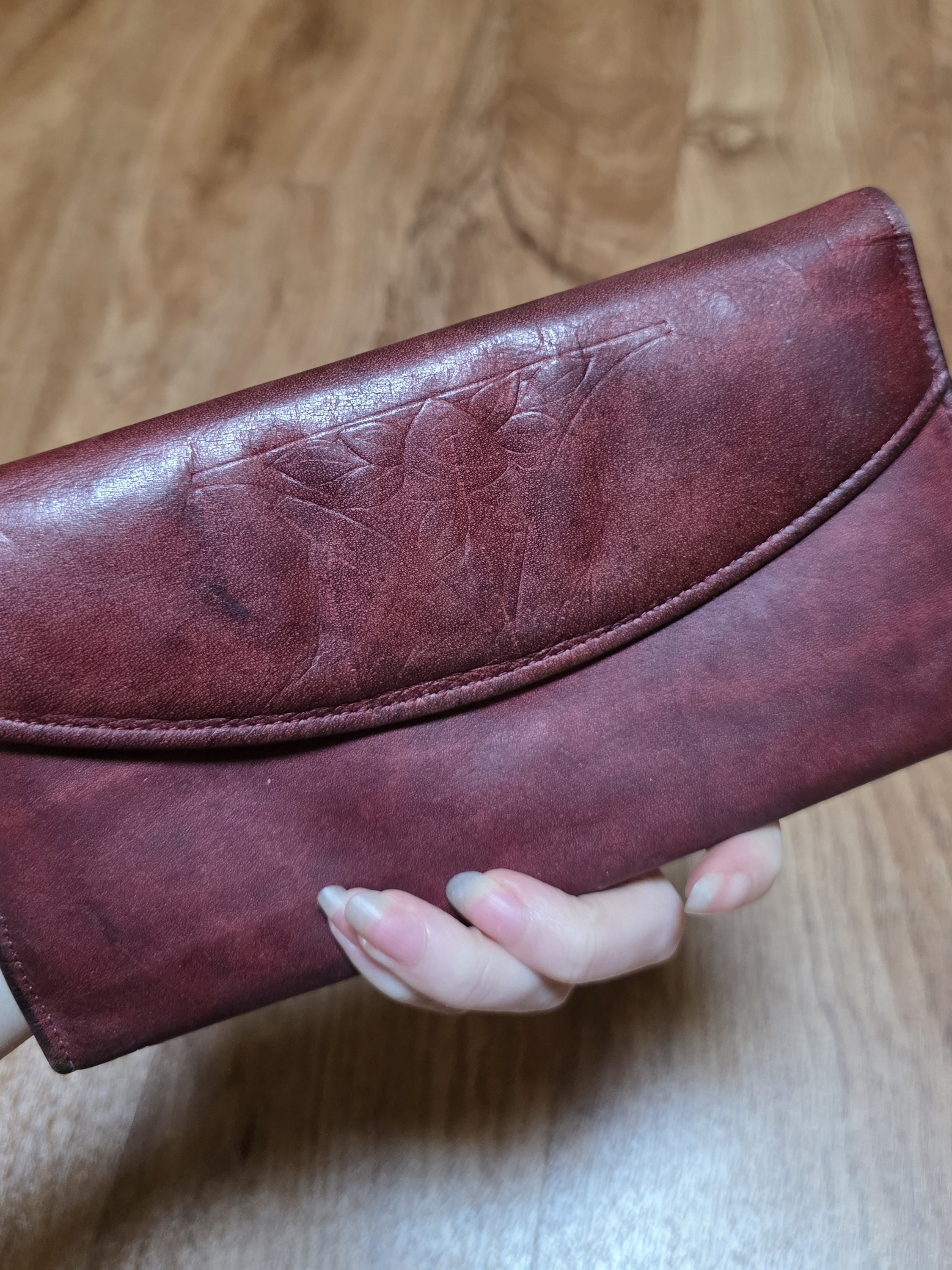 Vintage Rolfs Burgundy Red Cowhide Leather Wallet